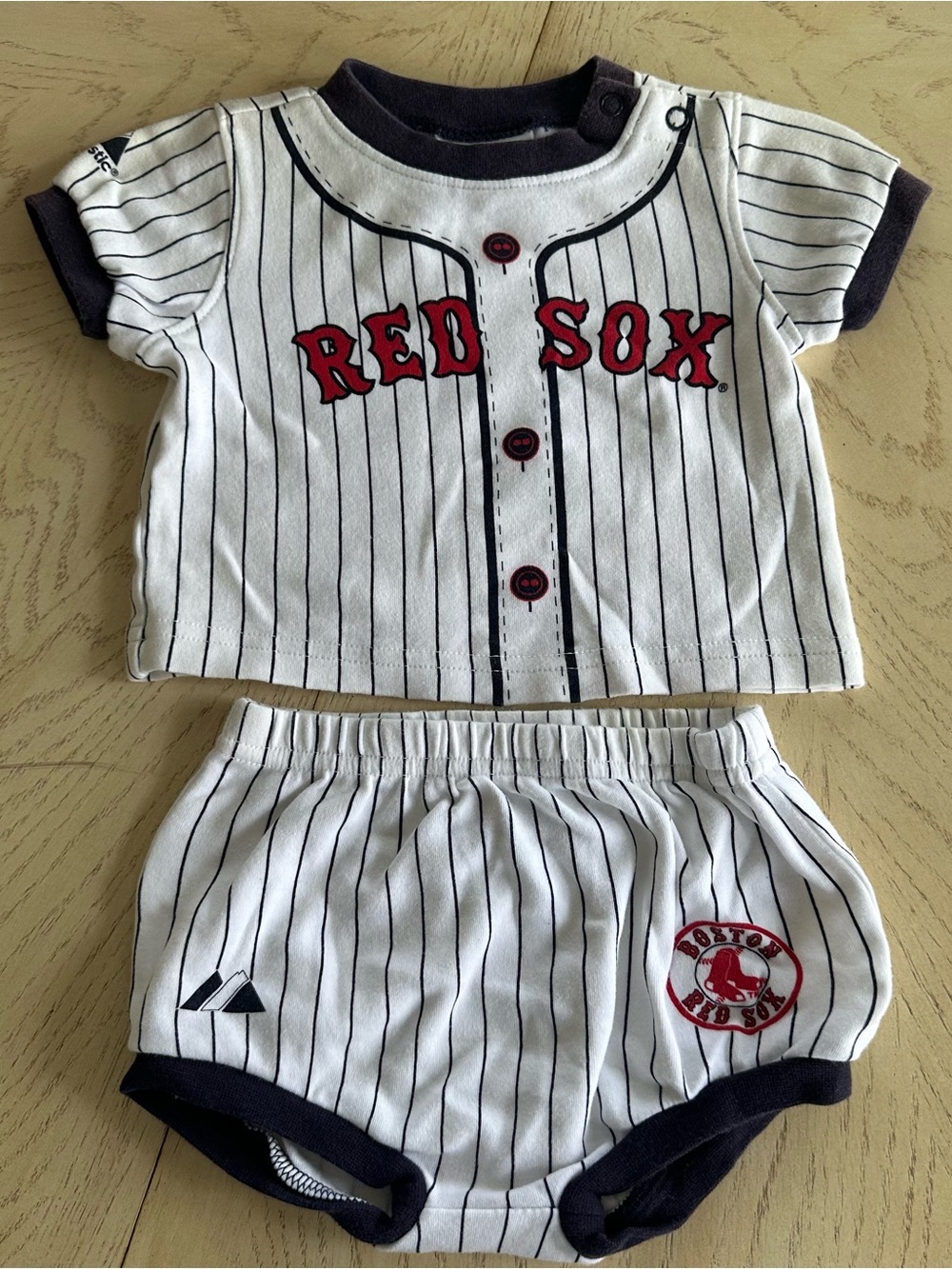 Vintage RARE Boston Red Sox Majestic 2 Piece set 3-6 months Cotton VTG Y2K Boys